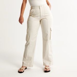 Abercrombie & Fitch Curve Love Relaxed Cargo Pant